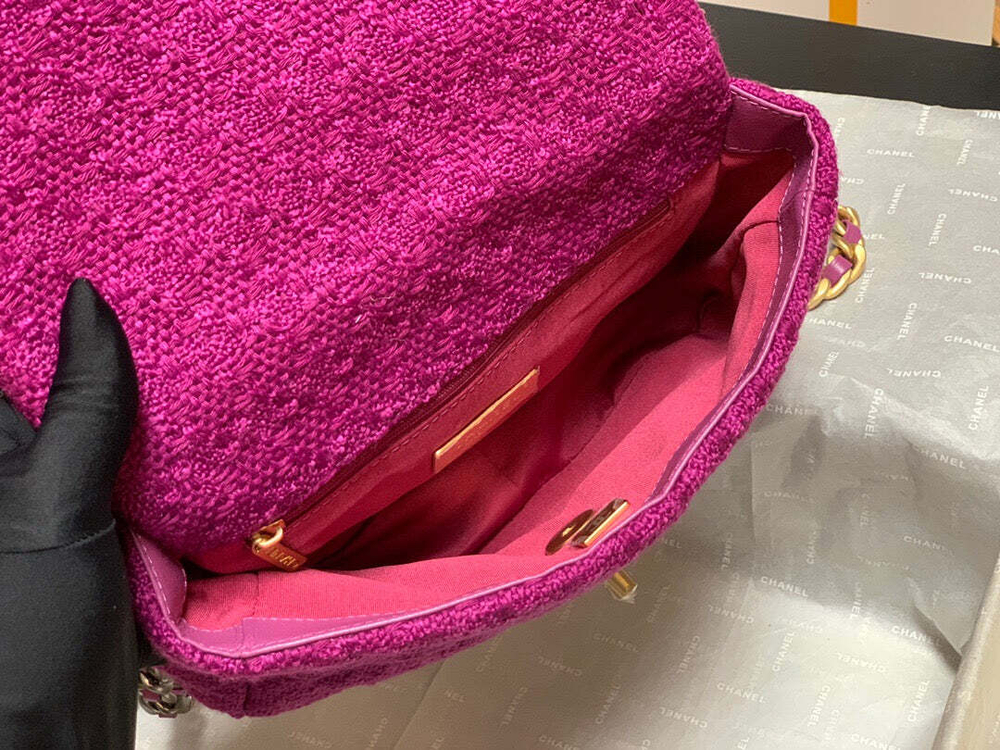 Chanel 19 26 cm