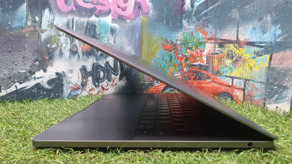 MacBook Pro 13 (2017, два порта Thunderbolt 3) Retina i5/8Gb/SSD 128Gb/A1708