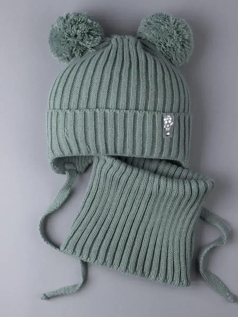 Шапка со снудом для девочки демисезонная