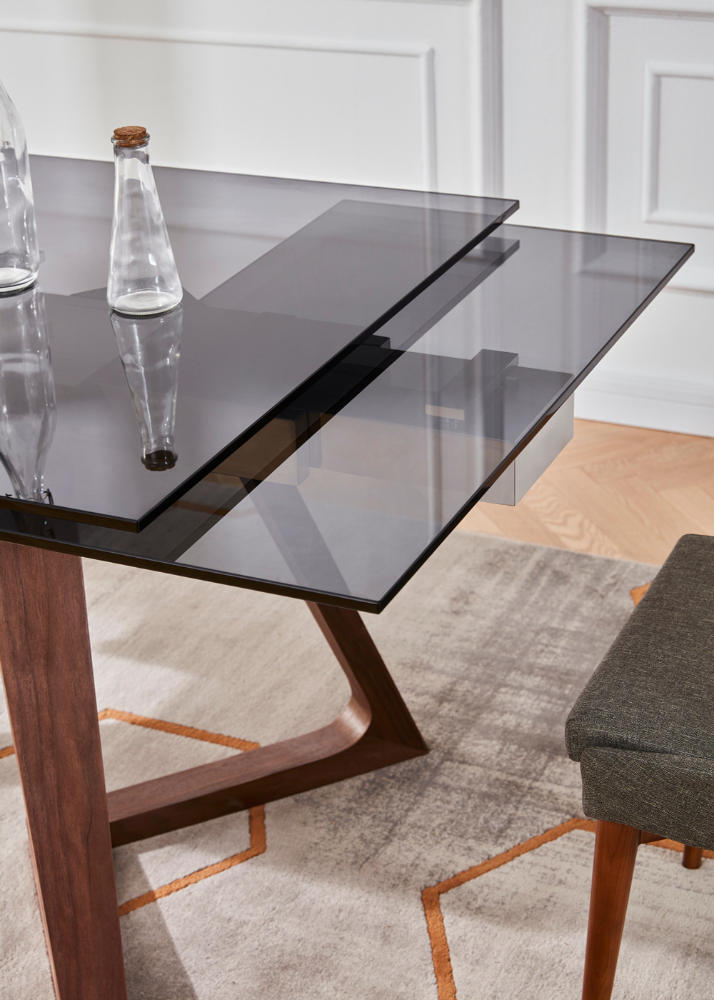 Стол обеденный Ist Casa раскладной Бостон Блэк, 160(240)х90х76см, затемненное стекло