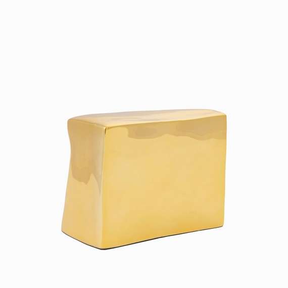 Статуэтка Golden body parts 2