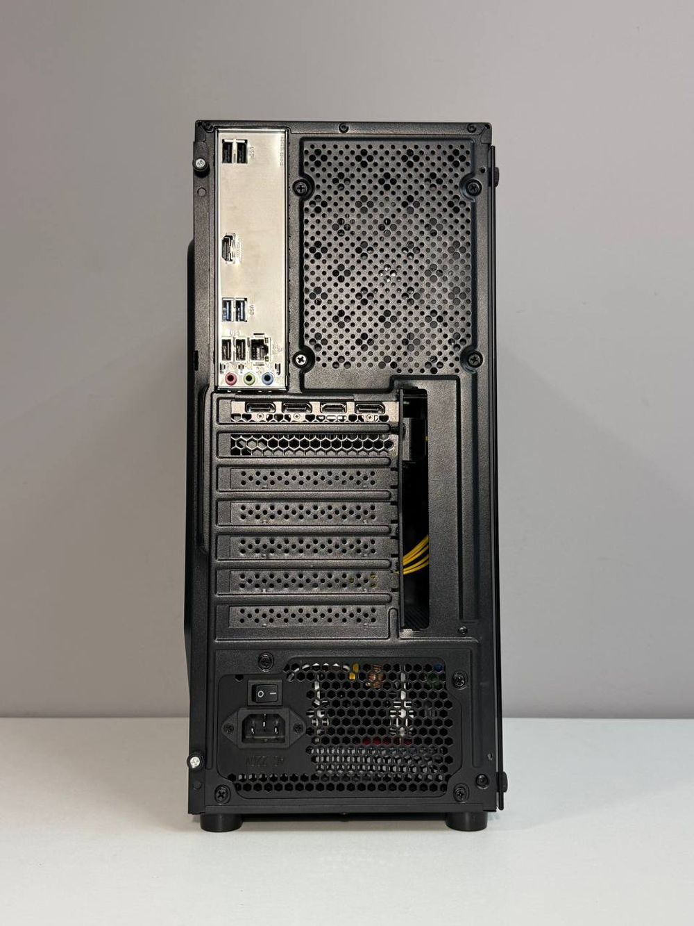 ПК игровой (Intel Core i5-12400f, GeForce RTX 4060, Intel H610, 16 Гб DDR4, 500 Гб SSD). Модель PlaZa Gaming.Classic 050.