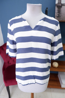 Футболка Jake's стильная 44 размер