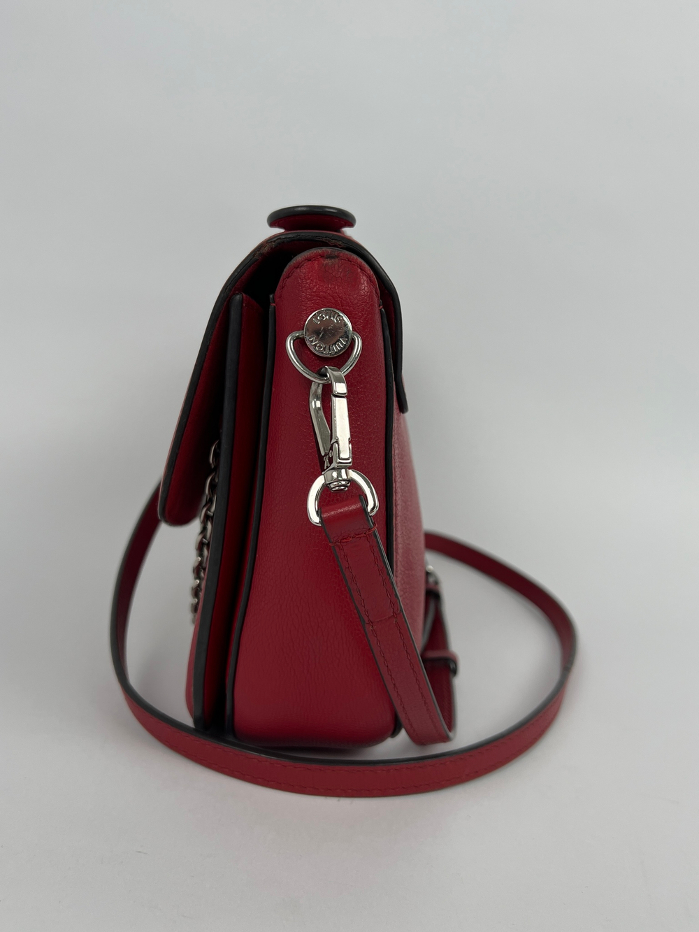 Сумка Louis Vuitton Very Messenger Monogram