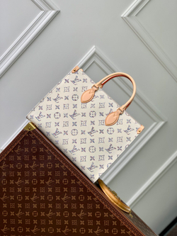 Louis Vuitton Onthego MM
