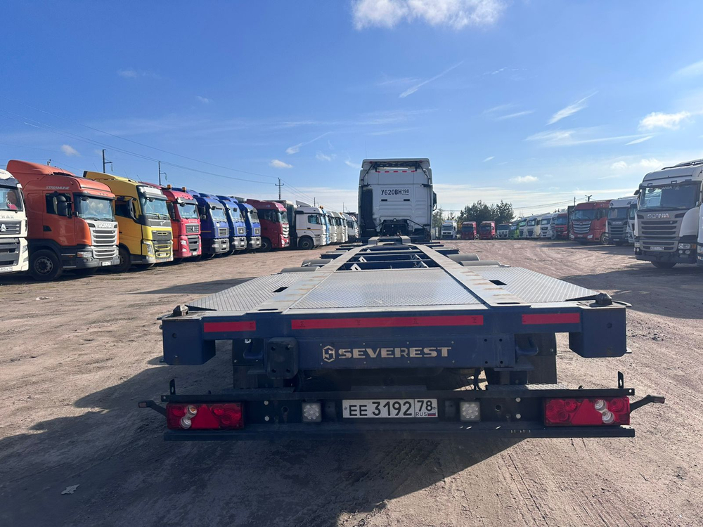 УралСпецТранс 9465* Полуприцеп контейнеровоз 4 оси 946520-A1-04