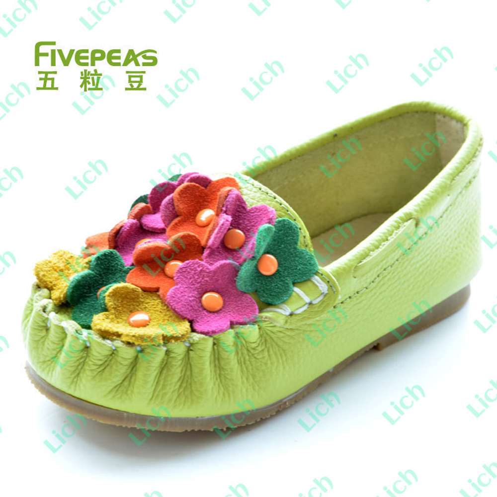 Мокасины детские с разноцветными кожаными цветами