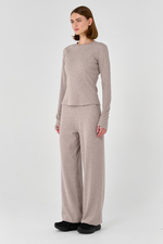 Брюки хлопковые широкие с манжетами с карманами