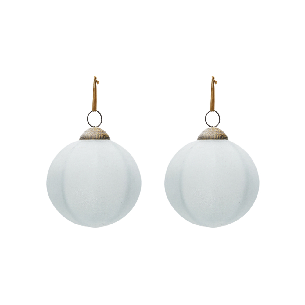 Набор из 2 рождественских шаров Talve из белого переработанного стекла, Ø 10 см