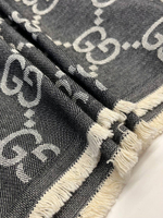 Джинса (деним) хлопковая Gucci синяя с дизайнерским лого