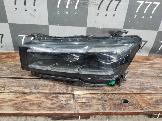 Фара левая Geely Monjaro 21-нв Б/У Оригинал 7051047300