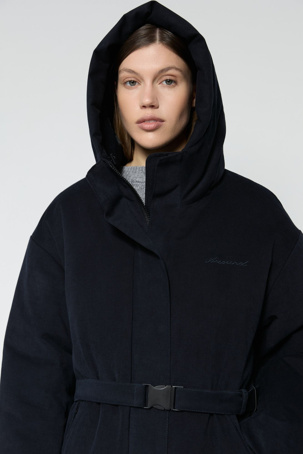 Пуховик AROUND