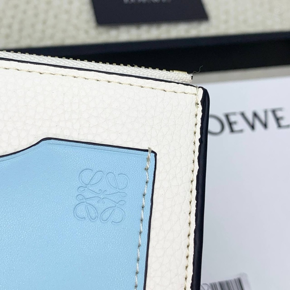 Картхолдер Loewe