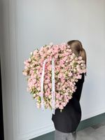 АКЦИЯ - нежно розовая кустовая роза - цена действует при заказе от 25шт