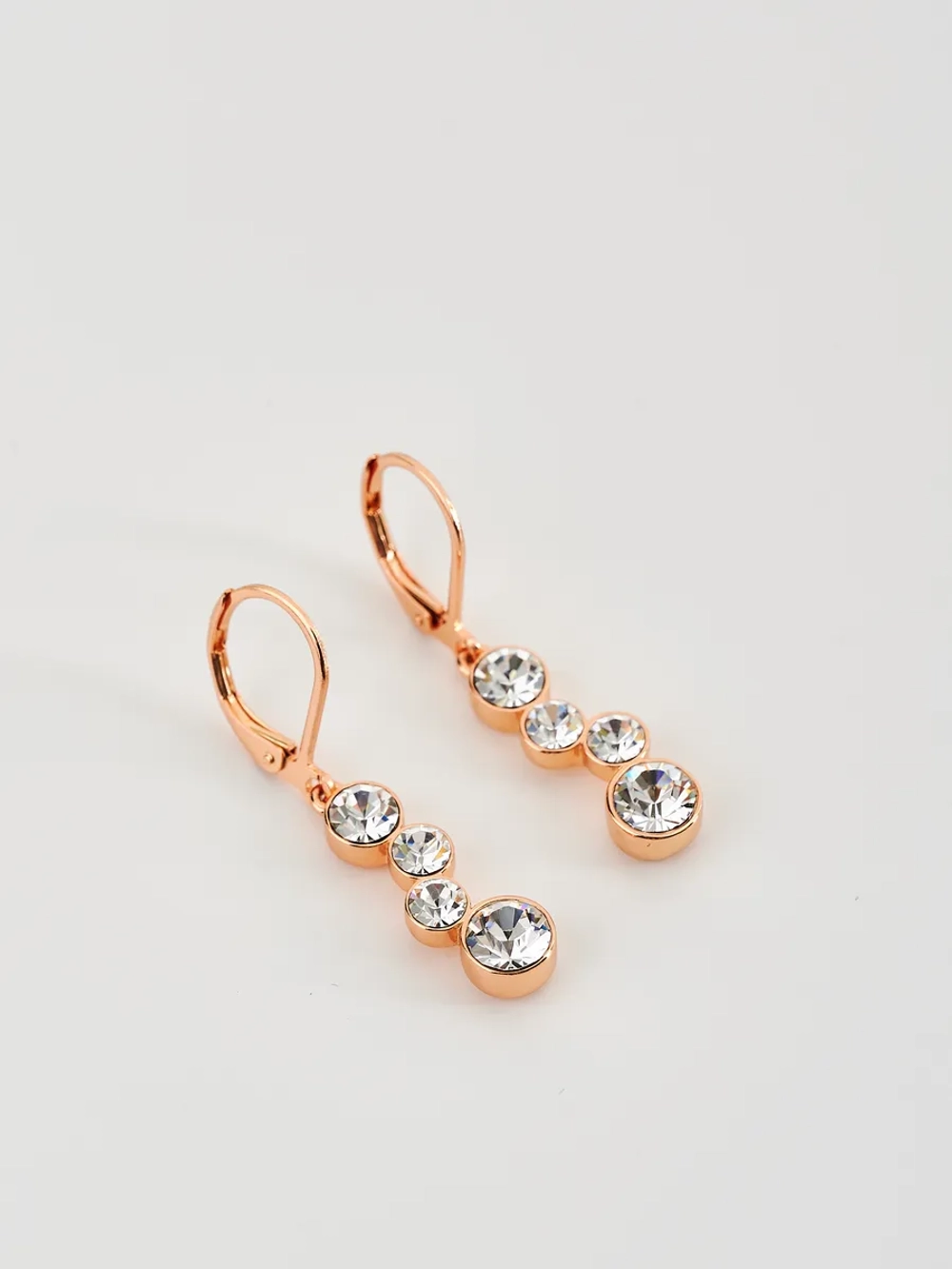 Серьги-подвески Эльза с белыми кристаллами Swarovski