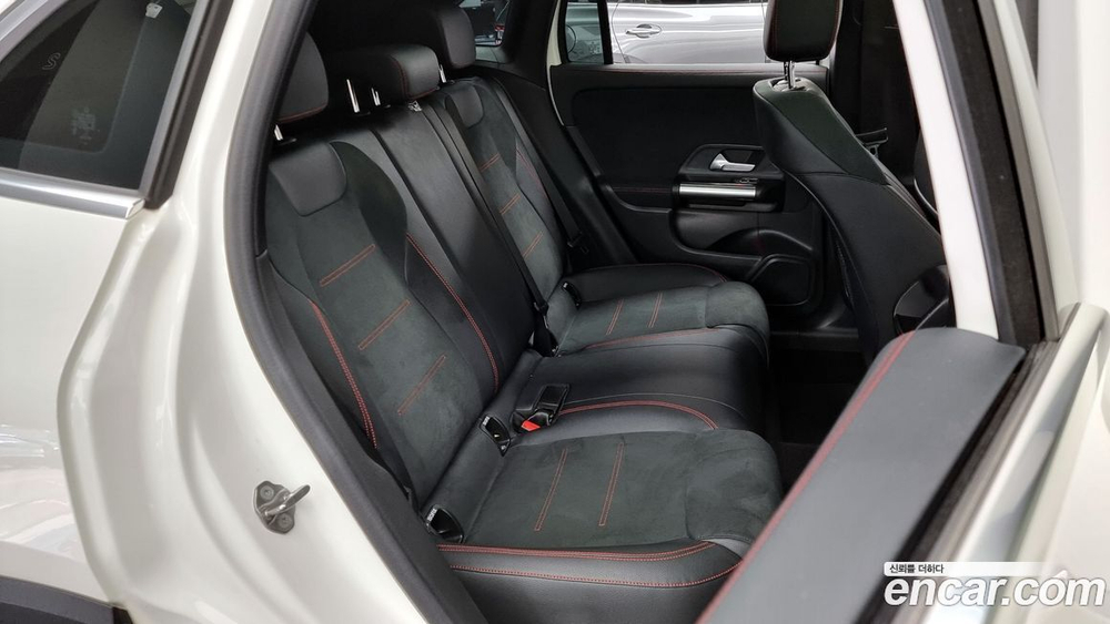 Mercedes-Benz GLA-Class H247 GLA250 4MATIC (11.2020)