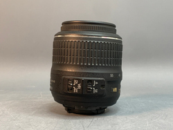 Nikon D7000 kit 18-55mm 3.5-5.6G VR 2.100 кадров