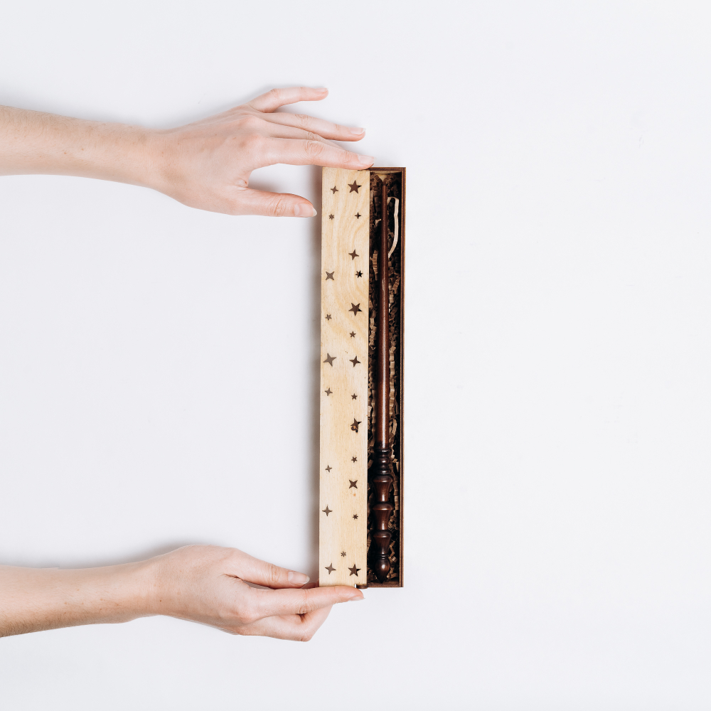 Деревянный  подарочный набор -указка в футляре (коробе) 300 мм. PK21