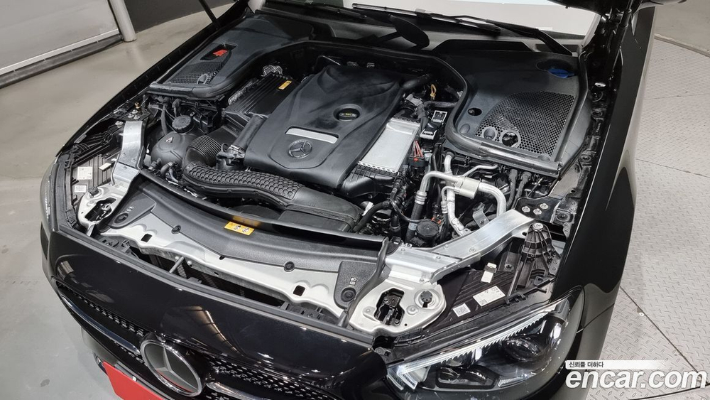 Mercedes-Benz E-Class W213 E250 AMG Line (10.2022)