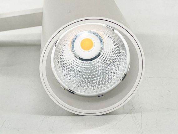 Трековый светодиодный светильник SWG TL3P-W-20-WW 008848