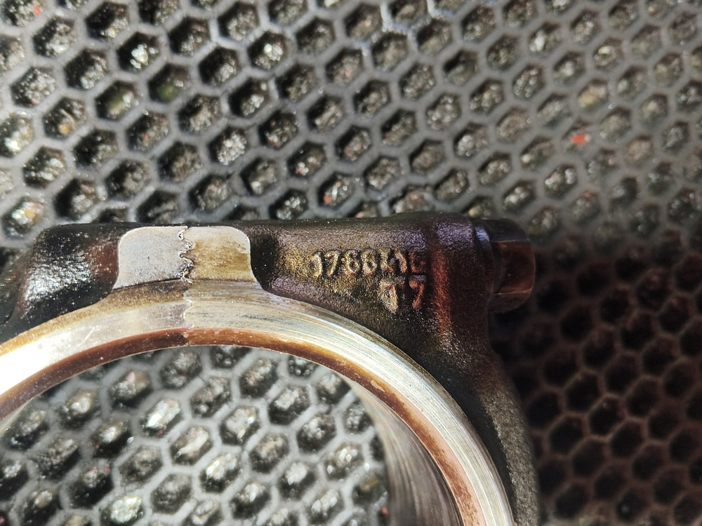 Поршень с шатуном