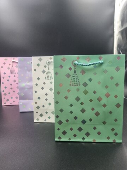 Пакет подарочный новогодний 18*10*23 МС-7673 МИКС6 бумага КНР