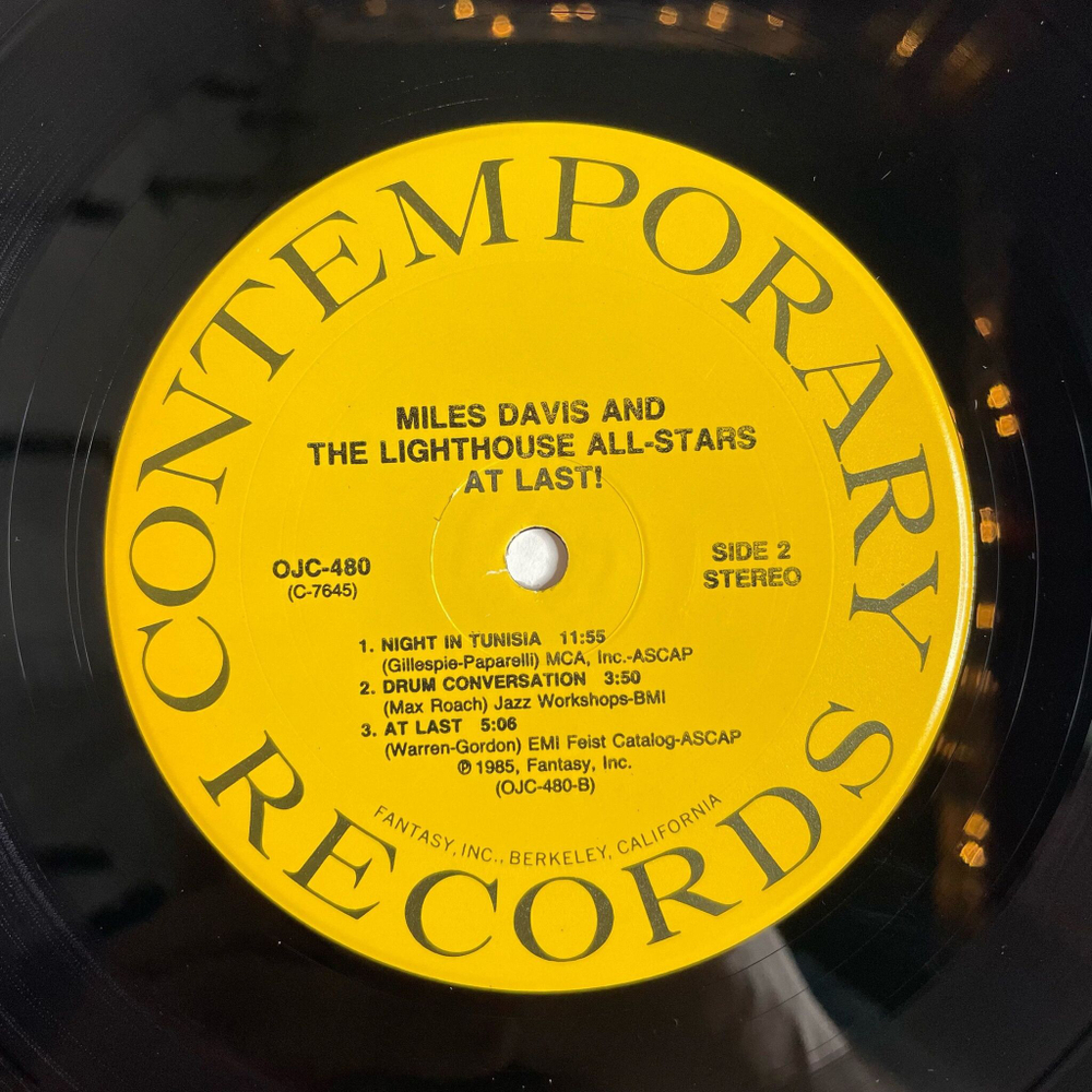 Винтажная виниловая пластинка LP Miles Davis And The Lighthouse All Stars At Last (USA 1990)
