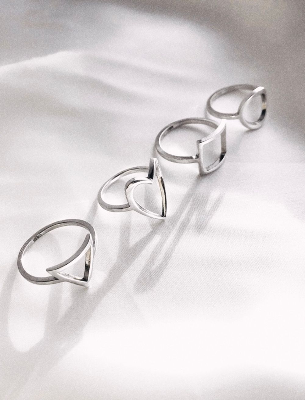 Кольцо квадрат