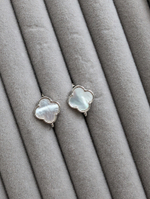 Швензы клевер с перламутром английский замок