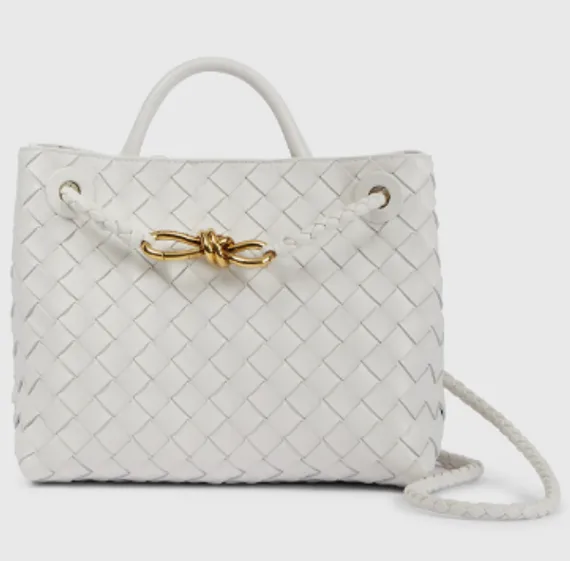 Сумка Bottega Veneta Andiamo белый
