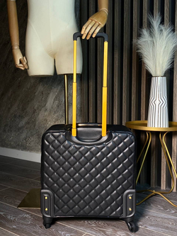 Чемодан CHANEL