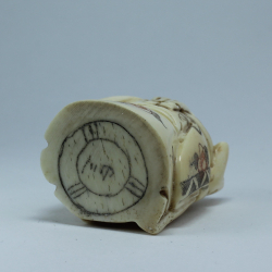 Нэцкэ Шоусин с посохом и персиком