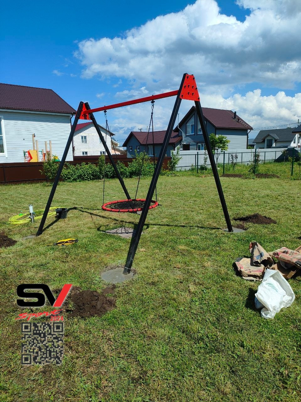 Монтаж уличных качелей Sv Sport
