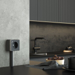 Розетка с заземлением, шторками и USB тип A+C Gallant (графит рифленый)