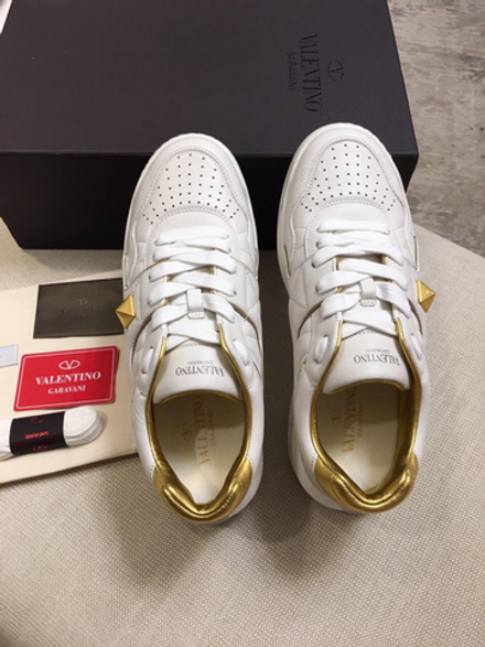Кроссовки Valentino