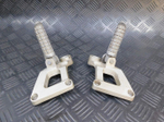 Подножки пассажирские Kawasaki ZZR 400 98 (с кронштейнами) 053085