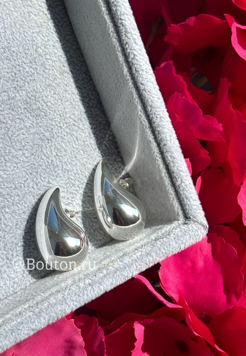 Серьги крупные капли серебристые в стиле БоттегаВ.