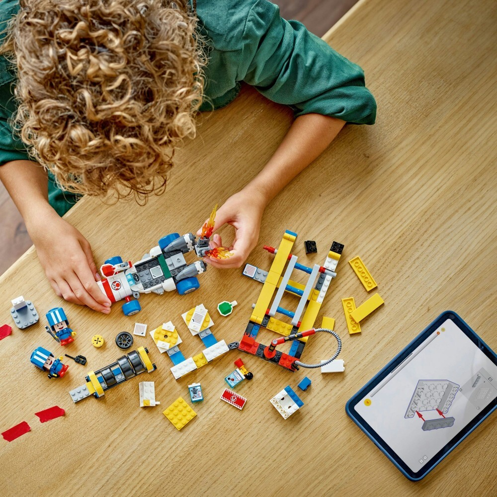 LEGO Super Mario/ Mario Kart - Жаба и его гараж/ 72035