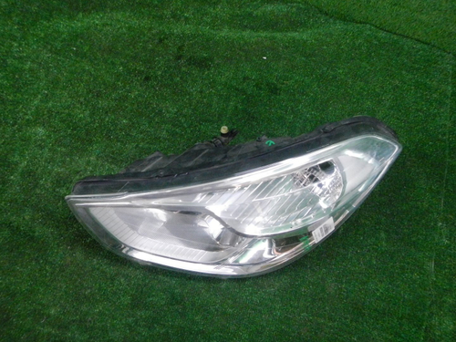 Фара левая Renault Dokker (2012-2021) галоген