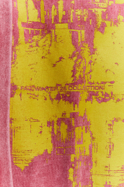 H&M - Glenn Martens Мини-платье с принтом, розовый