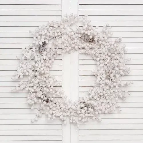 Рождественский венок Адель заснеженный с декором 60 см., ЕлкиТорг (52079)