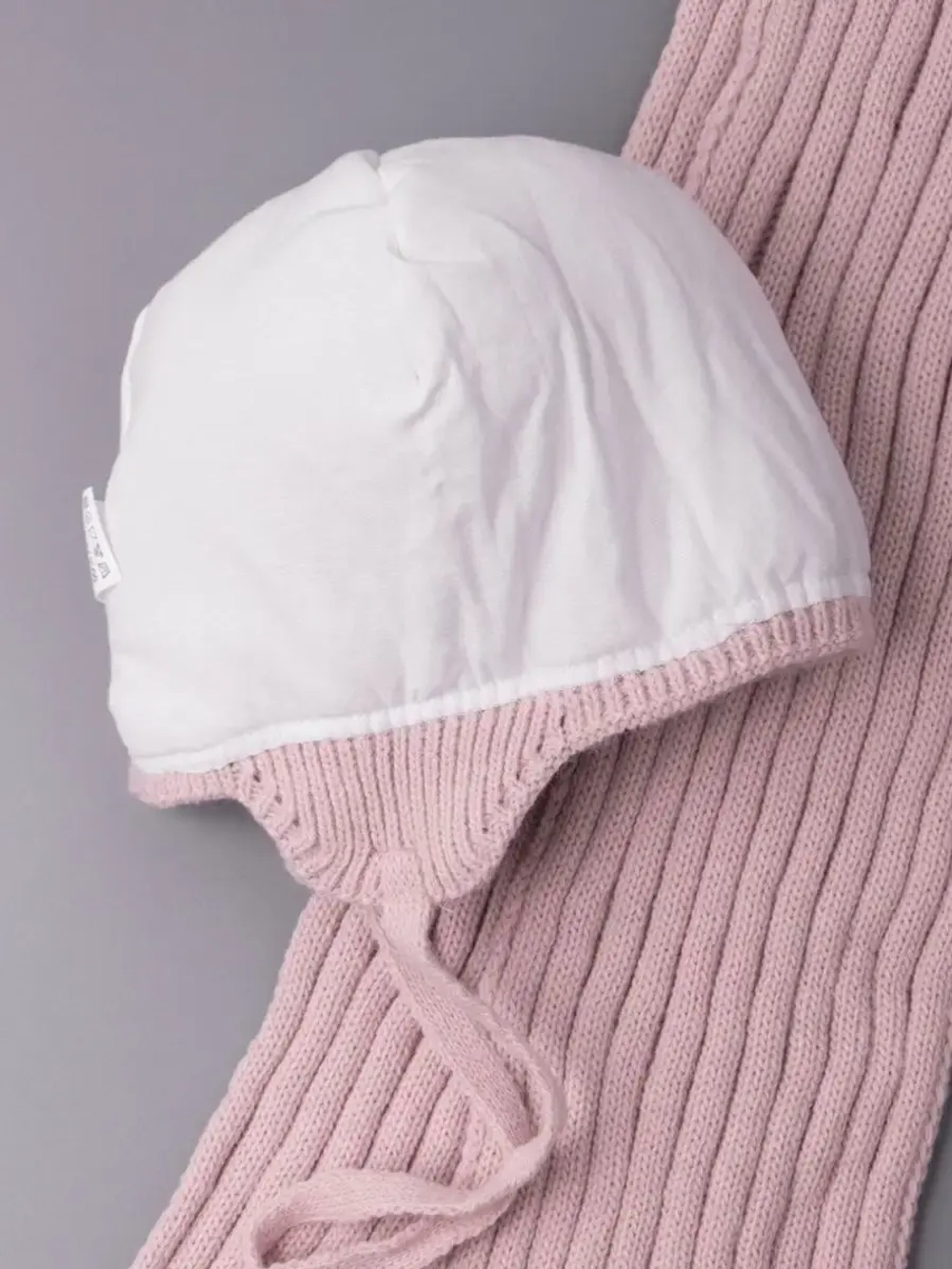 Шапка для девочки зимняя вязаная и шарф