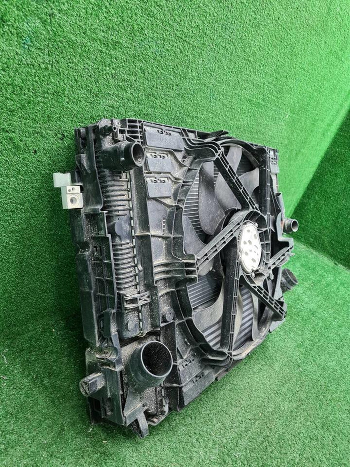 Кассета радиаторов BMW 3er G20 (2018-н.в.)