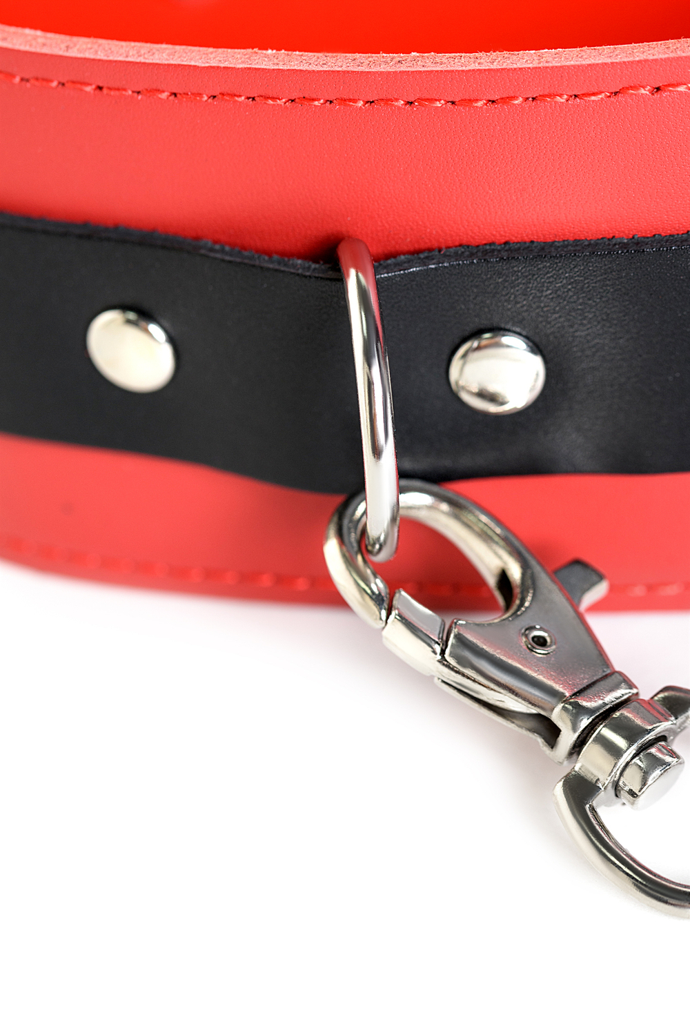 Ошейник кожаный с поводком красно-черный
