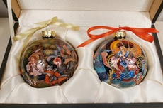 Набор новогодних шаров №2 с полной росписью "Кот в сапогах" и "Золушка"