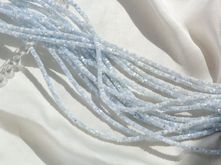 Нить бусин из перламутра рондель, 4мм