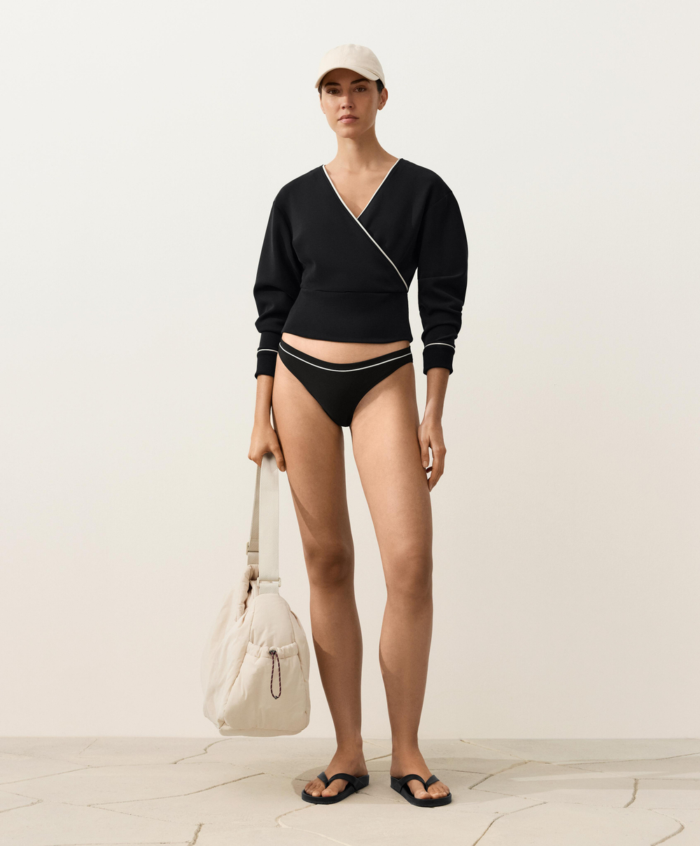 OYSHO Классические трусики-бикини с контрастными деталями, черный