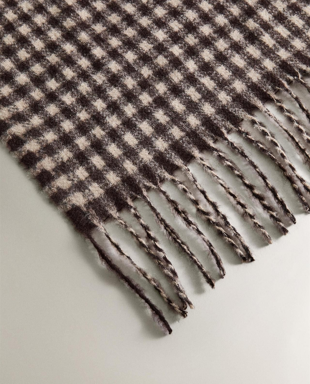 Zara Home - Клетчатый плед с бахромой, коричневый, 140x190 см