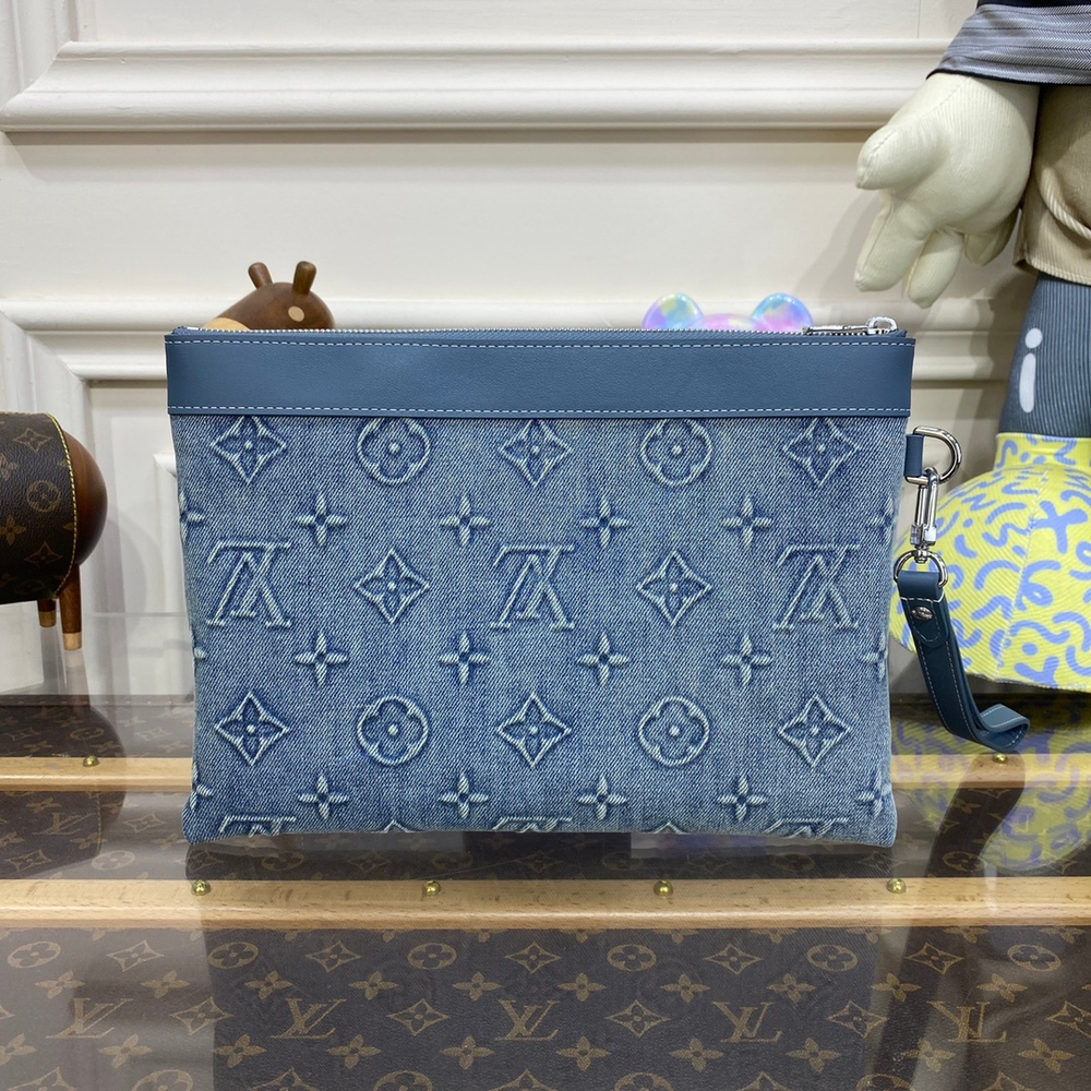 Louis Vuitton Pochette To-Go