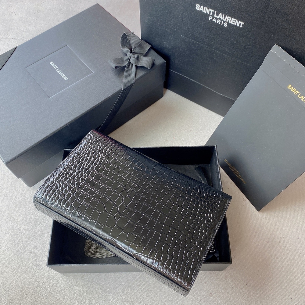 YSL Kate Medium 24 cm